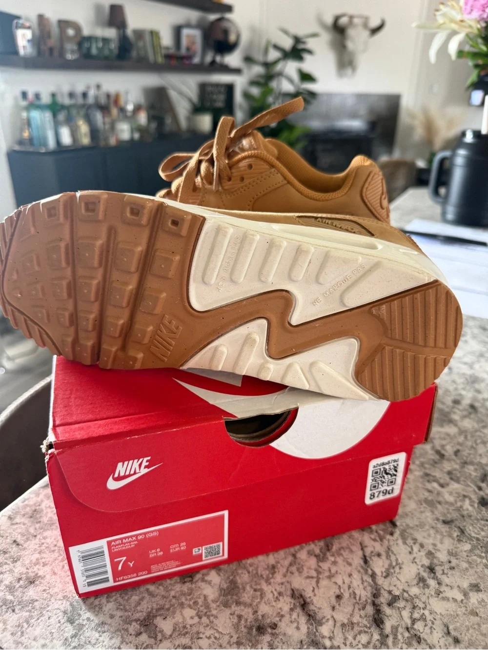 Nike Brown Leather Air Max Sneakers with White Midsole - Picture 3 of 4